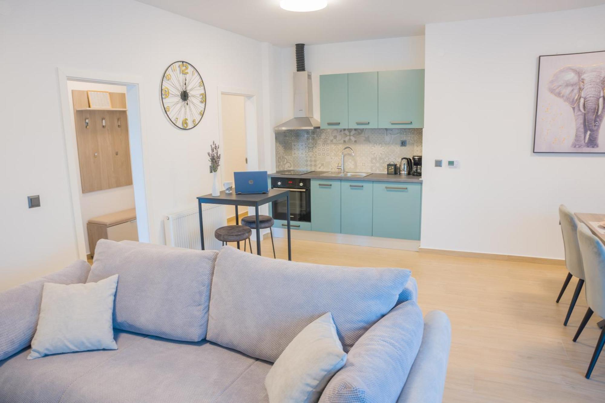 Apartmani Toni Drniš Eksteriør bilde